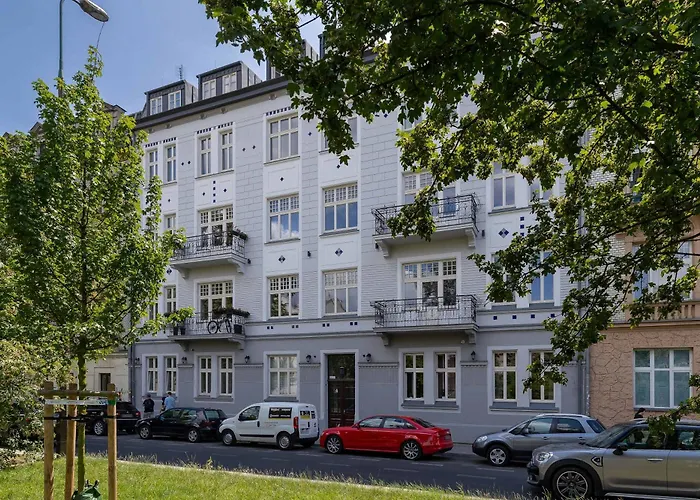 Designer Apartment Next To Wawel Castle By Renters Prestige